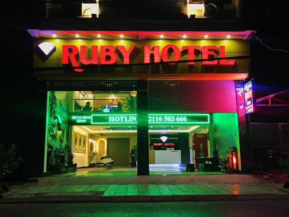 Ruby Hotel Vinh Yen Exterior photo